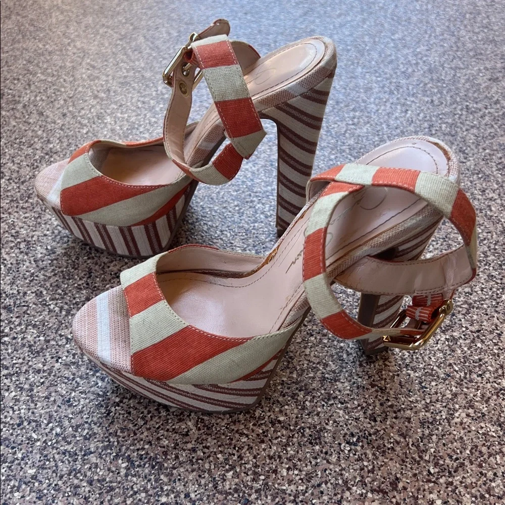 JESSICA SIMPSON Tonnia Platform Striped High Heels - Picture 5 of 11
